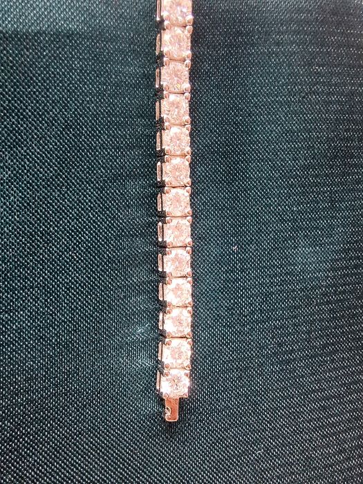 Bratari cu moissanite