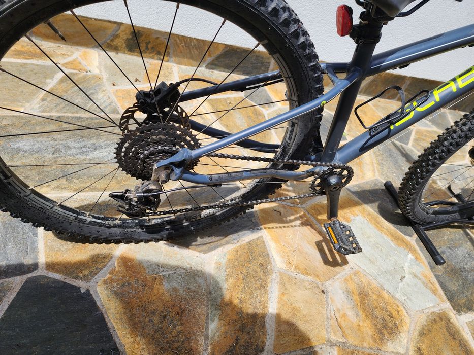 ISLABIKES CREIG 26 – bicicletă MTB copii 

Descriere:Vând bicicletă Islabikes Creig 26, model premium pentru copii/juniori,