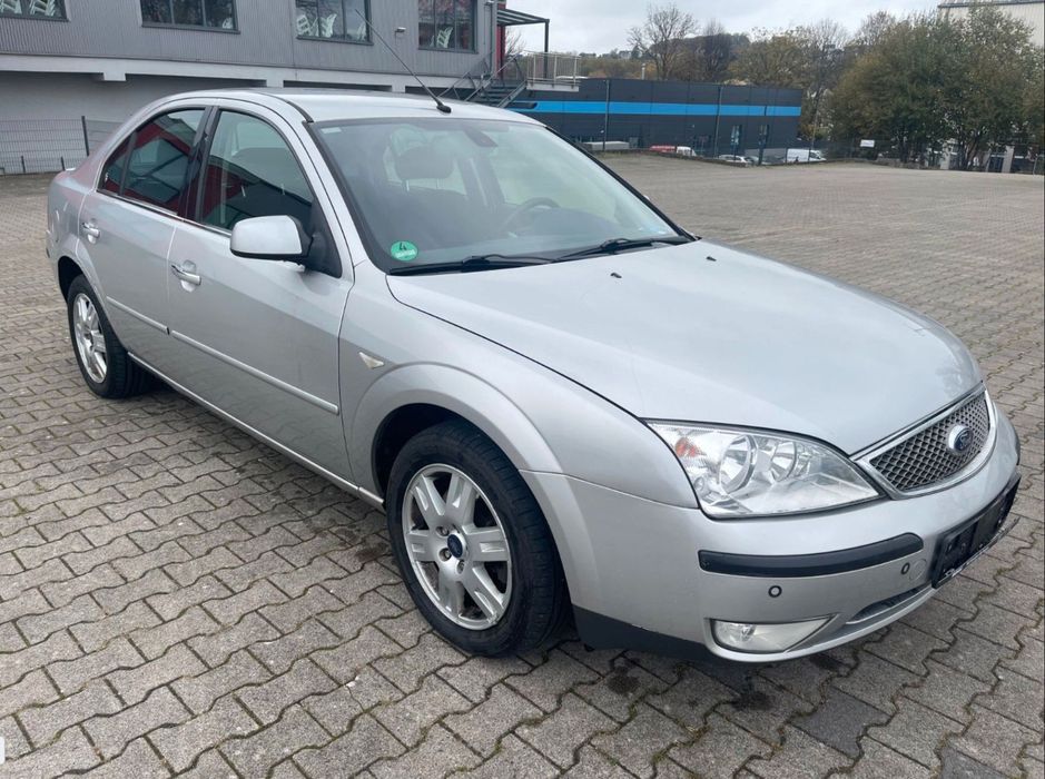 Ford Mondeo Ford Mondeo Ghia (KM Reali / Rulat in Germania)