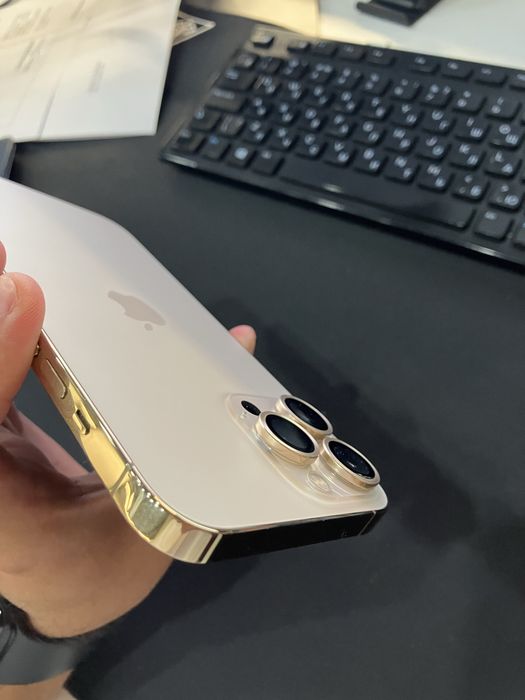 iPhone 13 Pro max 256 gb Gold