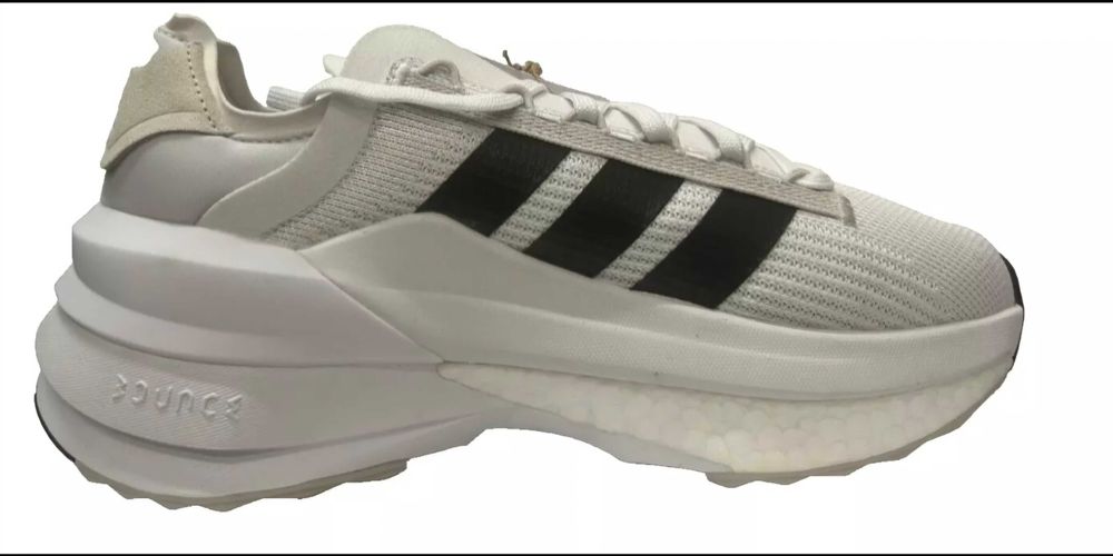 Аdidas AVRYN номер 39 1/3