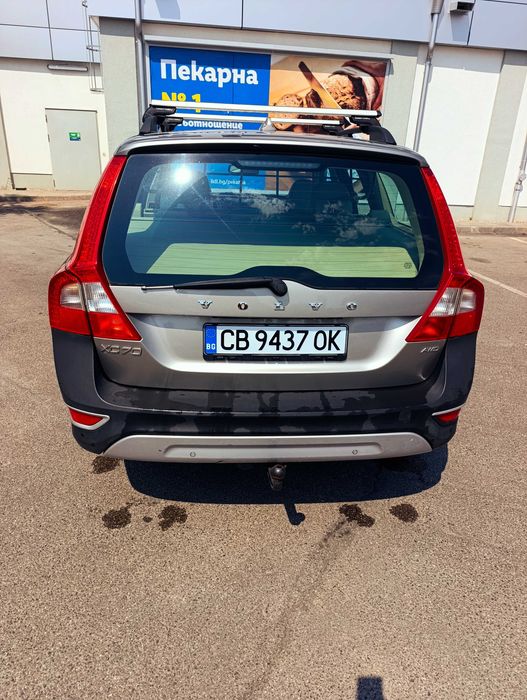 Volvo XC70 2.4 D5 185 k.c. 4x4 - 6009 евро