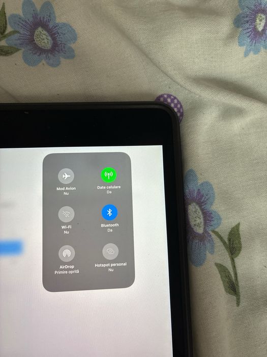 iPad mini 4 Wi-Fi + Cellular 128GB Space Gray - Arată impecabil
