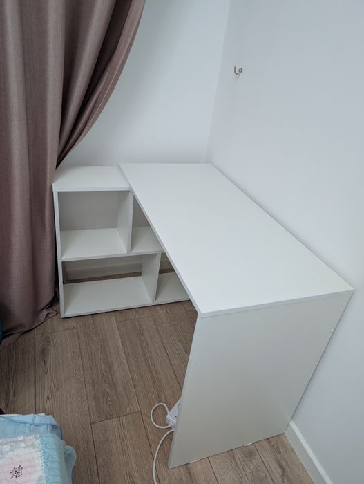 Стол письменный 105х80x74 см