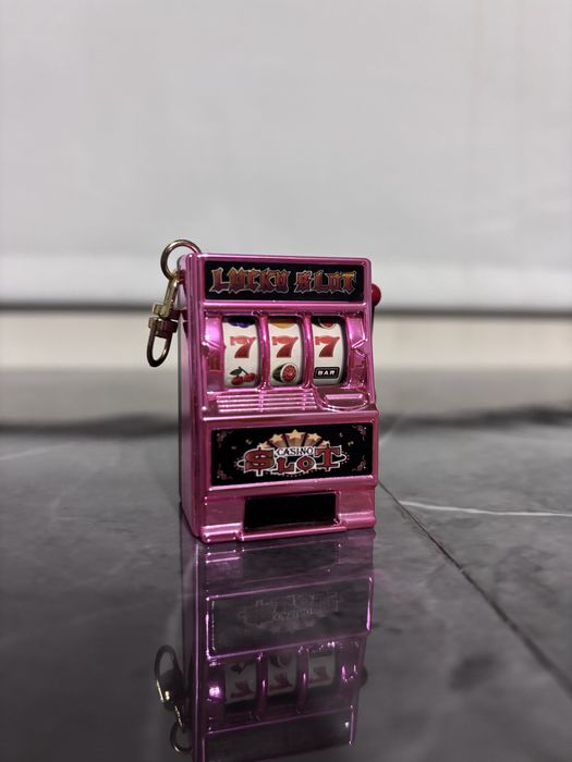 Игрушка казино.