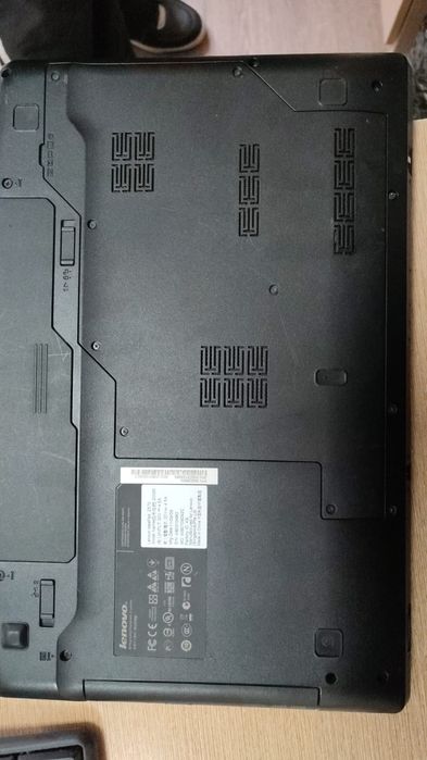 Продам ноутбук с процессором Core i 5