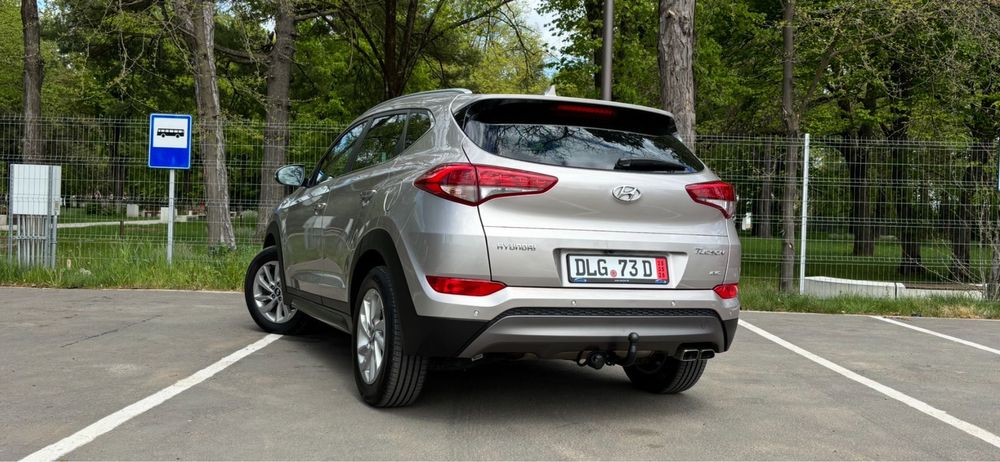 Hyundai Tucson 2.0 Diesel Euro6 Automat Xenon/Led,Navi,131000km
