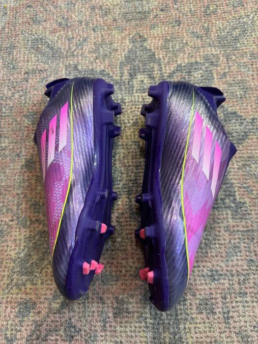 Ghete de fotbal F50 League Lamine Yamal LL FG/MG marimea 38