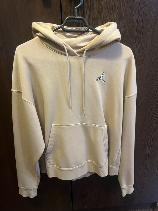 Set habnorac cu panatloni de trening crem Jordan