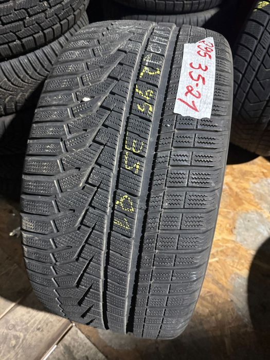Anvelope sh doar în jurul tecuci 235/35R19 225/40r19 295/40 r20