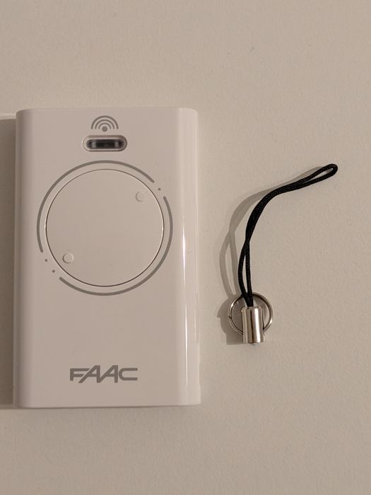 Telecomanda FAAC XT2 433 SLH LR, noua