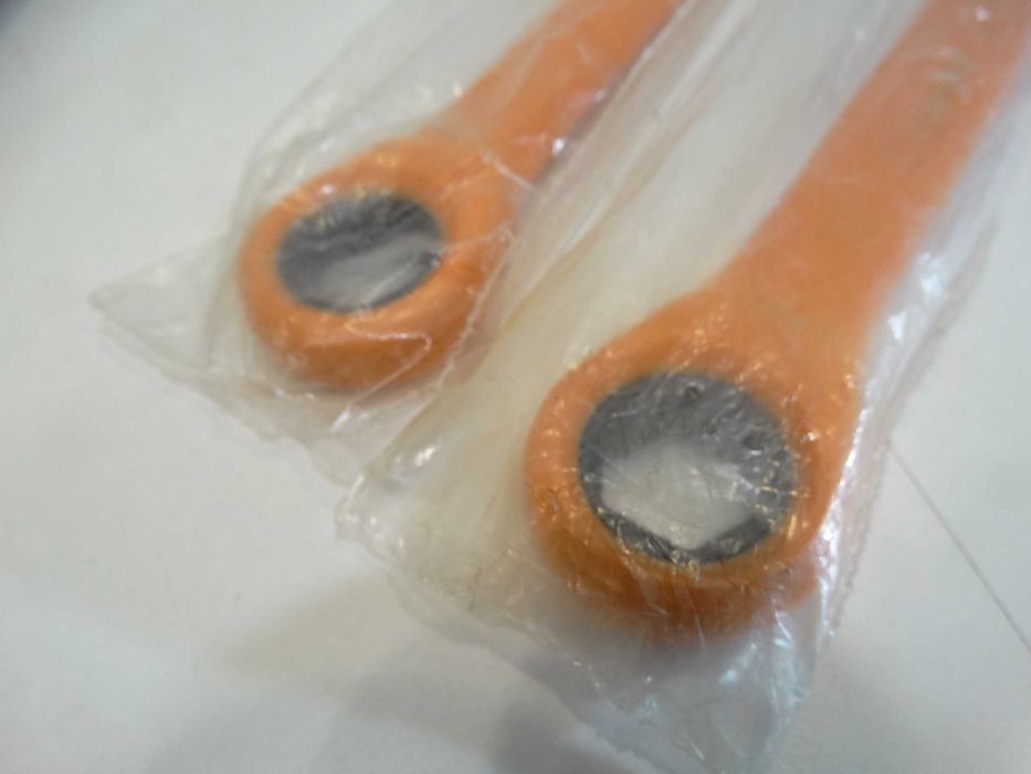 Разпродажба - Derancourt - Изолирани тресчотки - 1000 V