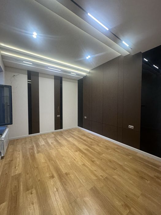 Продаётся Hi-Tech дом.