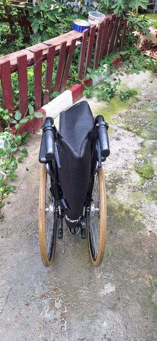 Cărucior handicap