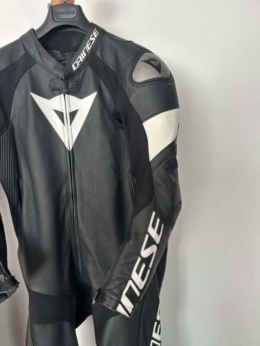 Dainese Tosa 1 – Combinezon piele 1 piesă – Mărimea 52 – Fără căzături