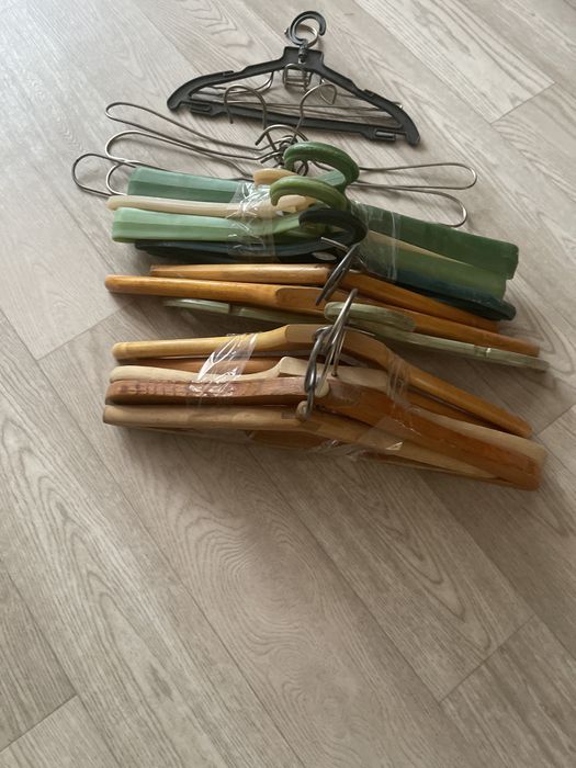 Вешалка напольная железная