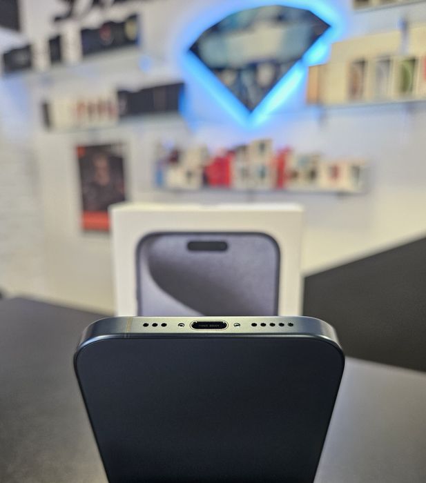 Iphone 15 Pro / Blue / 128 GB / DeluxGSM