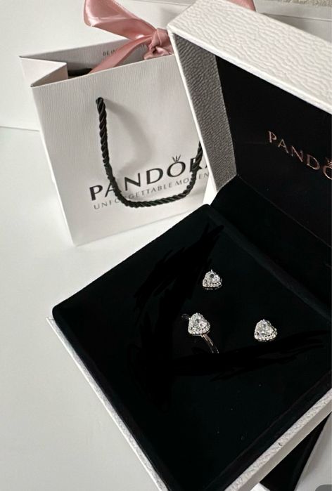 Серебряные серьги и кольцо 925 пробы