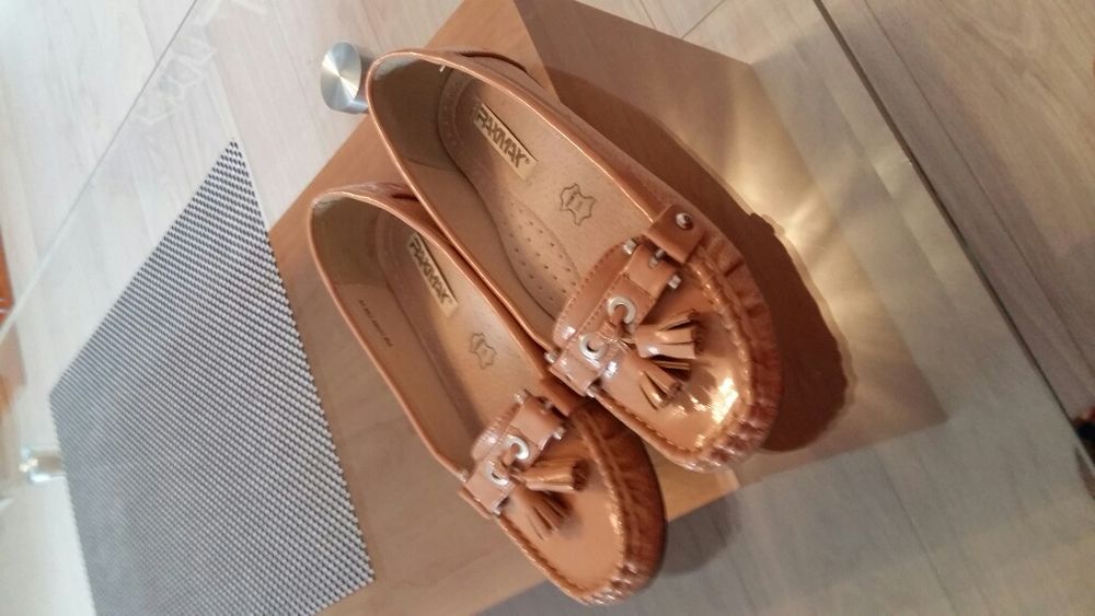 Дамски обувки Raxmax