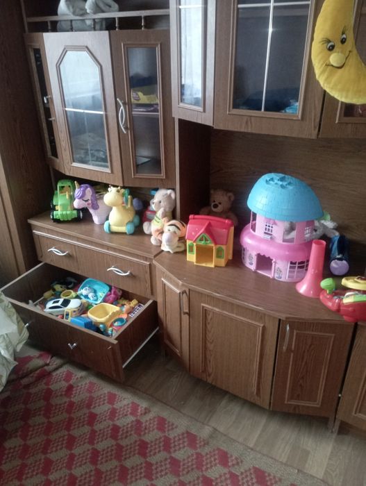 Vând jucări de copii