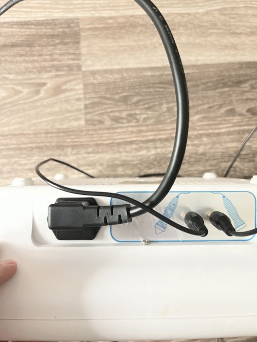 Ultrasonic skin massager