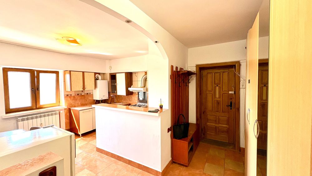 Apartament de Inchiriat - 60 mp - 2 camere - Strada Traian  Drobeta Turnu Severin