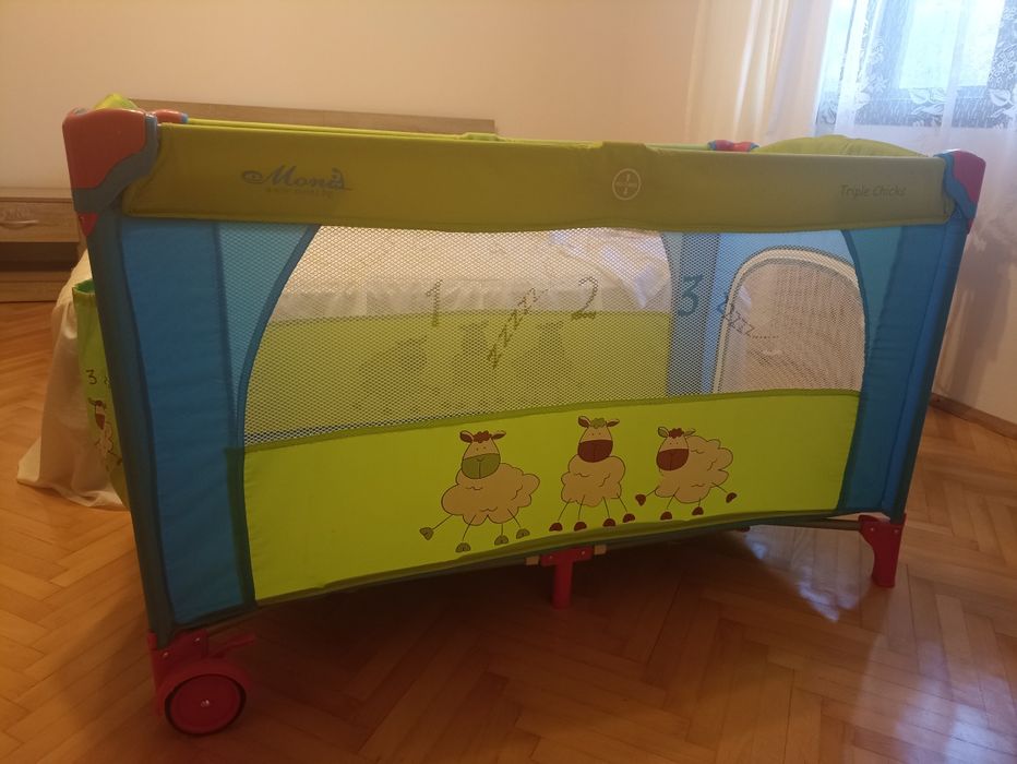 Сгъваема кошара на две нива