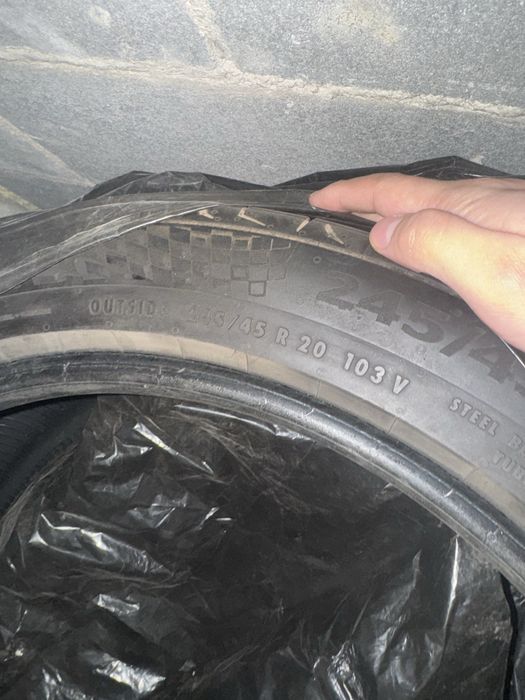 Летние шины 245/45/20