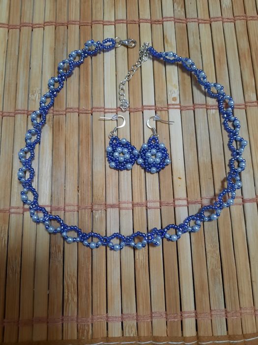 Set de mărgele lucrate manual