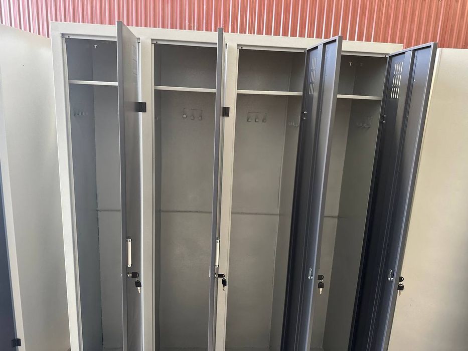 Шкафы для раздевалок