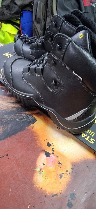 Ghete    lucru    Uvex