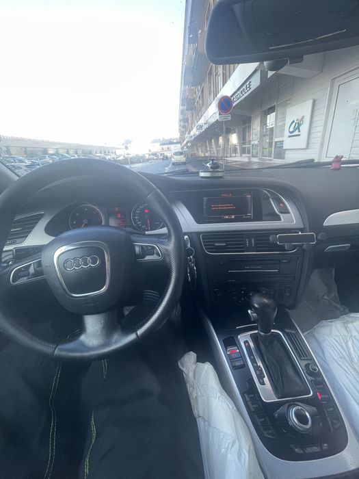 AUDI A4 2010 — imagine 3