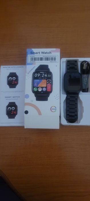 Фитнес смарт часовник..