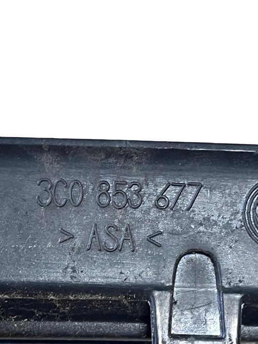 Grila Centrala Bara Fata Volkswagen Passat Variant 3C5 2005 - 2011 3C0853677
