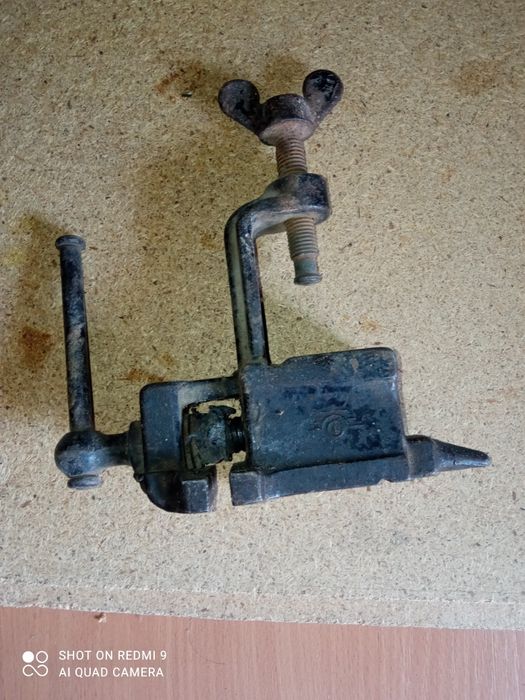 Продаётся советское тиски