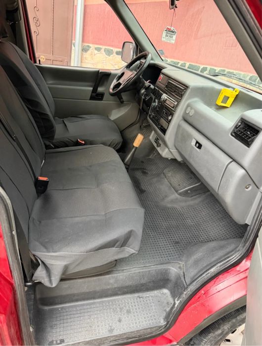 VW Caravelle 2.4 d syncro 4X4