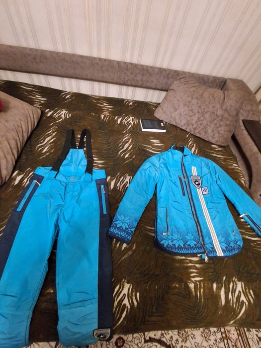 Костюм лыжный женский