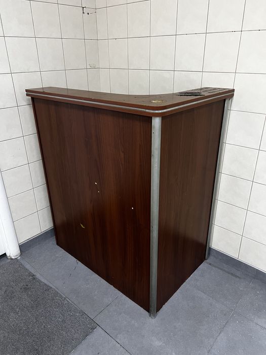 Ресепш стойки для