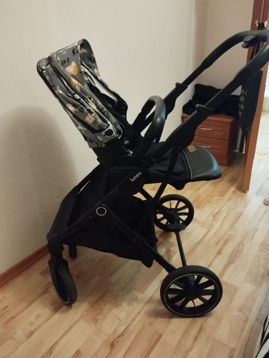 Продам коляску LUNEX.  Торг