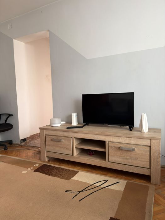 Închiriere  apartament 2 camere Piața Hermes