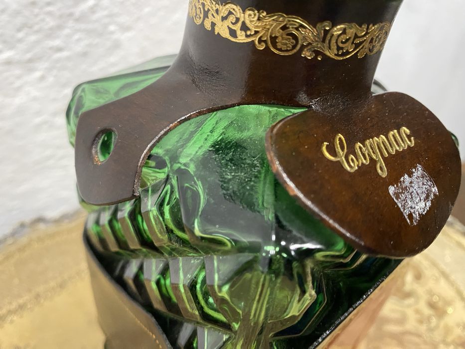 Винтидж зелена стъклена гарафа Cognac N Италия 1970