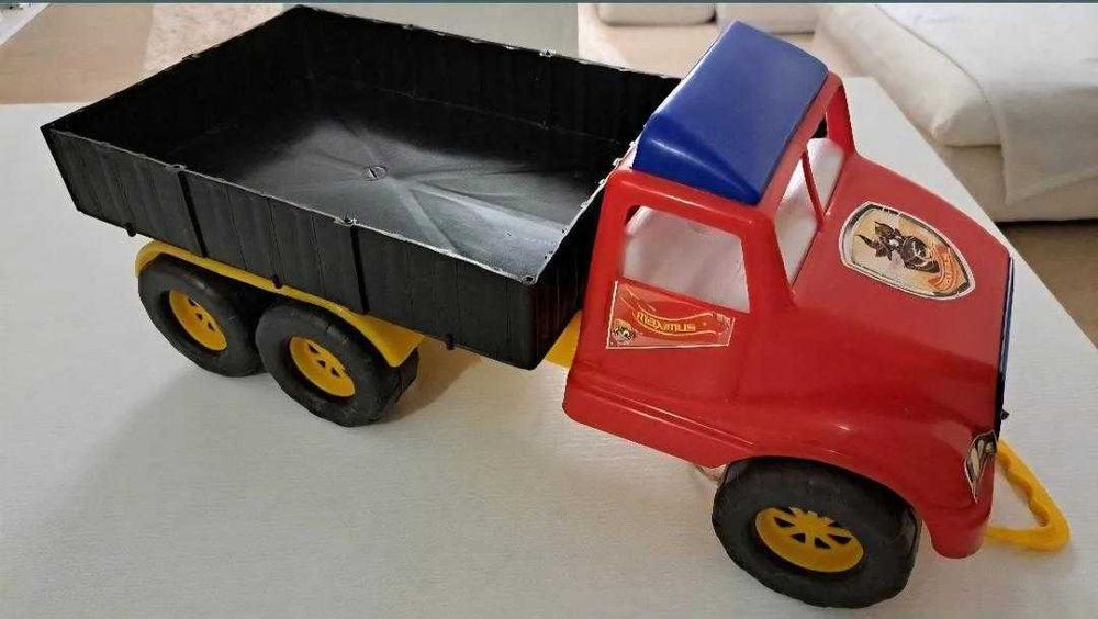 Camion IMENS - 2 bucati - unul basculabil, 50 cm / 26 cm / 33 cm