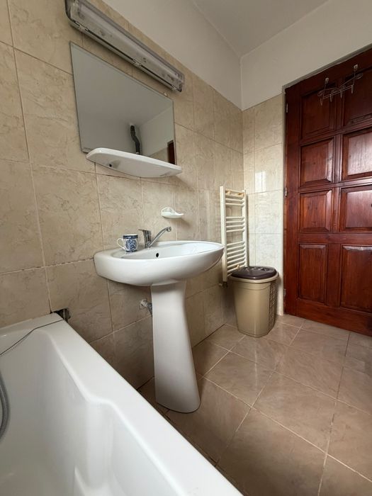 Închiriez apartament cu 1 camera