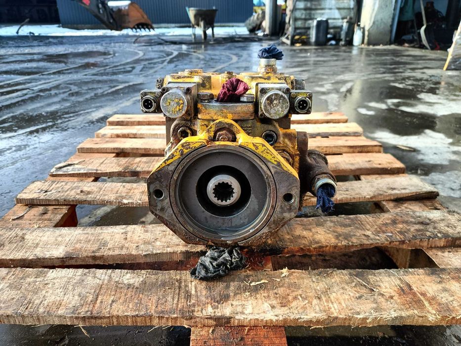 Pompa hidraulica Buldozer Liebherr PR 712 , 722, 732