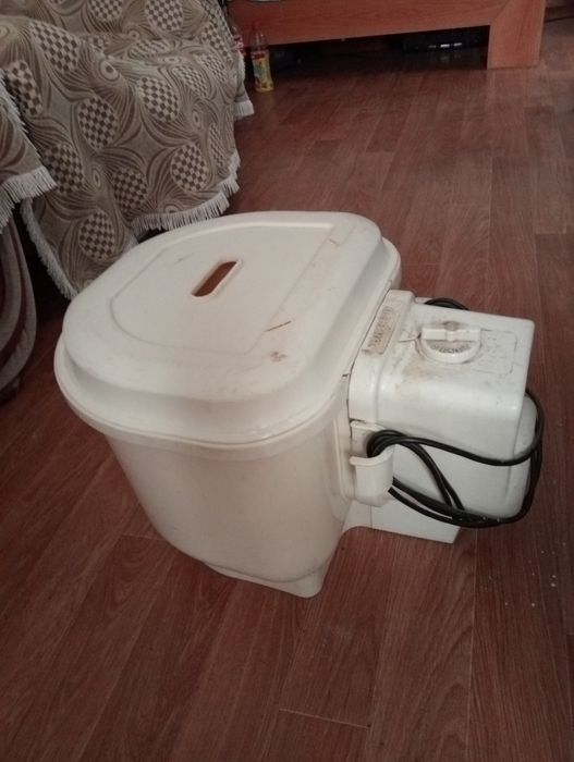 Продам диван и кресло