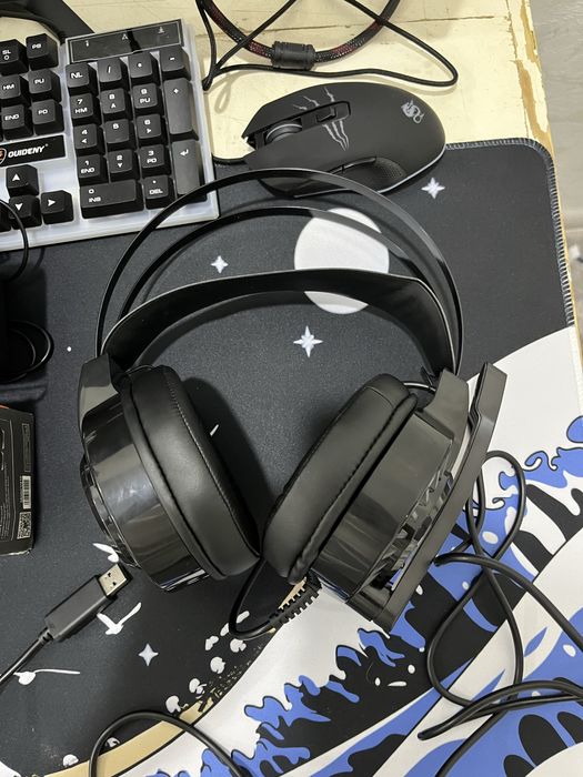 Продам наушник,калонка,мышка все вместе