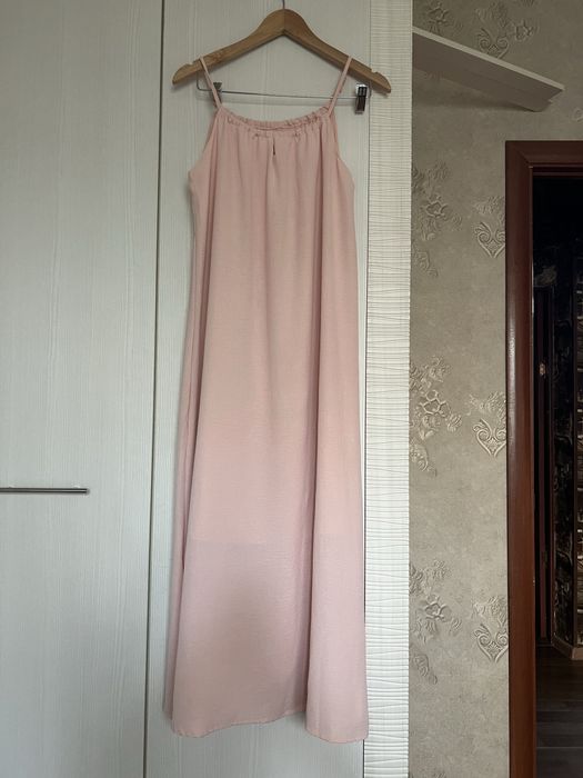 Платье и шляпа срочно