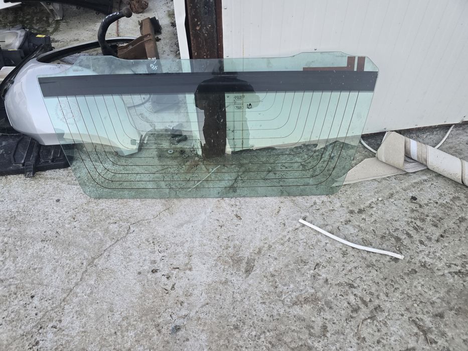 Geam luneta land rover frelander