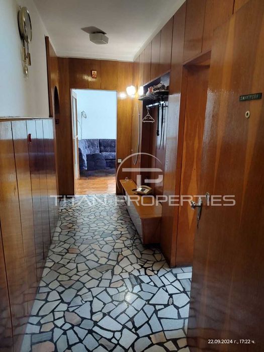 Продава се Многостаен апартамент в Пловдив, Център - 117 кв.м за 2052 €/кв.м - Снимка #7