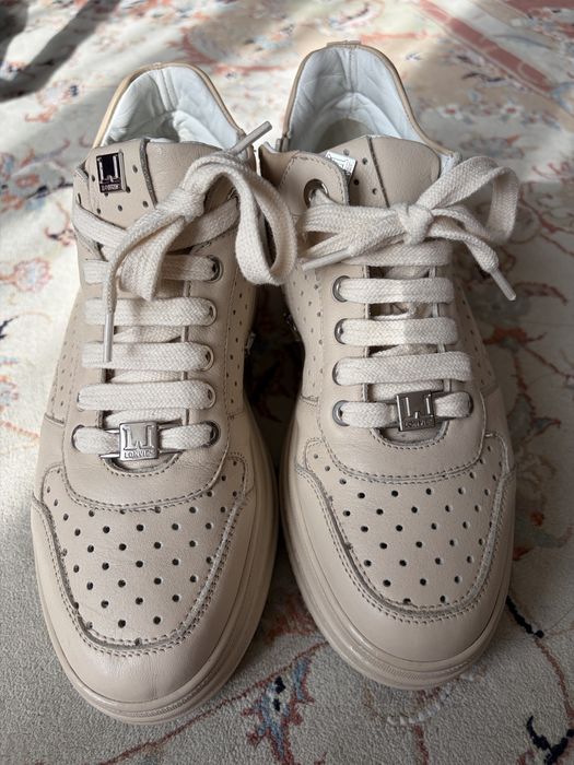 Продам слипоны Италия оригинал.